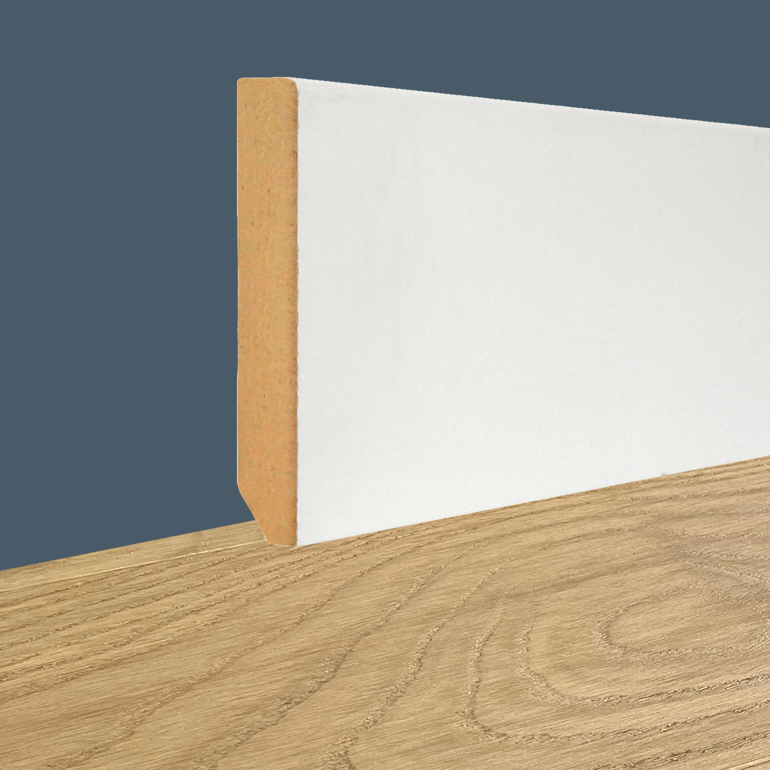 96ML di  Battiscopa in MDF Elite Squadrato 80-180x13-16mm LACCATO Bianco, RAL9010 o grezzo