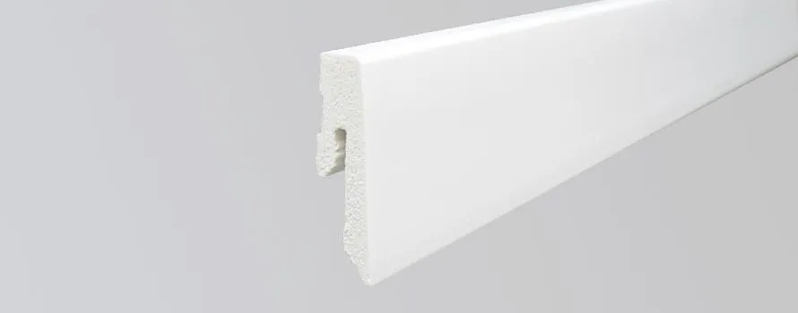 BATTISCOPA BIANCO IN Zoccolino WATERPROOF TAGLIO QUADRO INCLINATO 58X20 (prezzo al metro lineare)