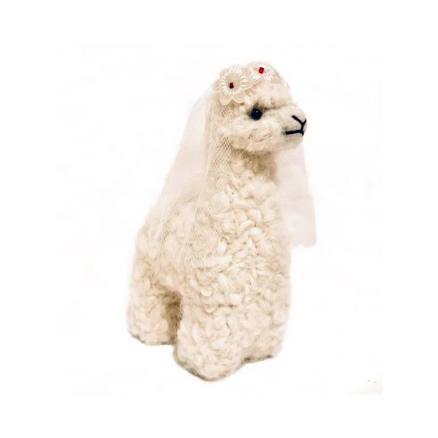 Bride and Groom Alpaca Figurines and Ornaments