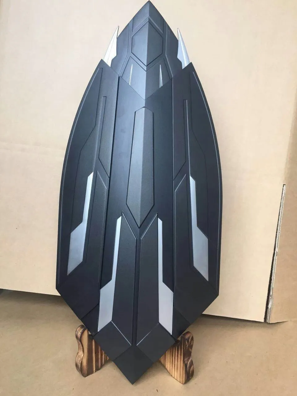 Captain America 1:1 Metal Fully Automated Wakandan Shield from Avengers Infinity War