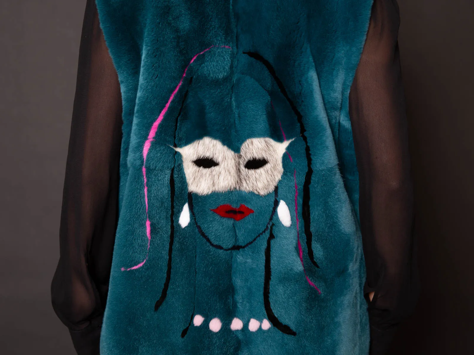 DANIELA VEZZA GILET REX THE MASK