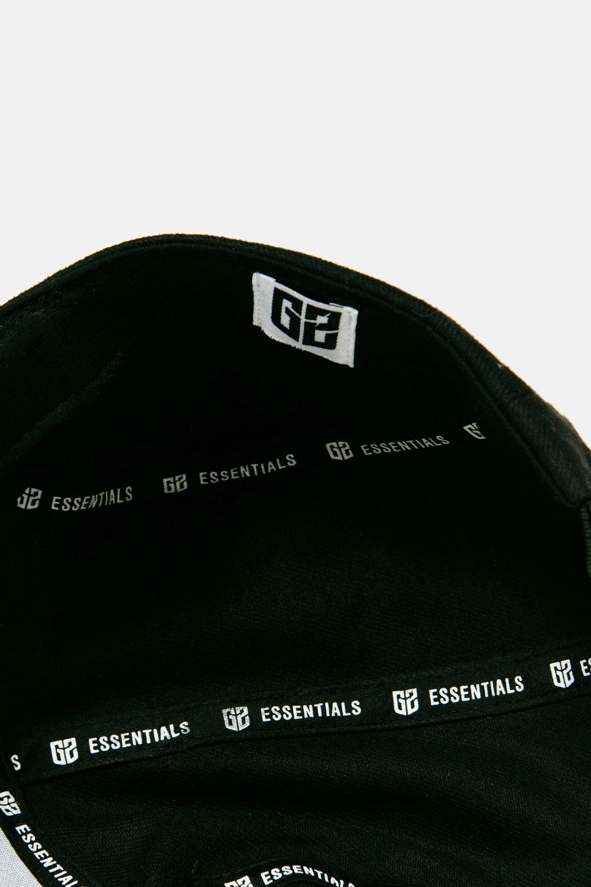 Essential G2 - Classic 5-Panel Cap in Black