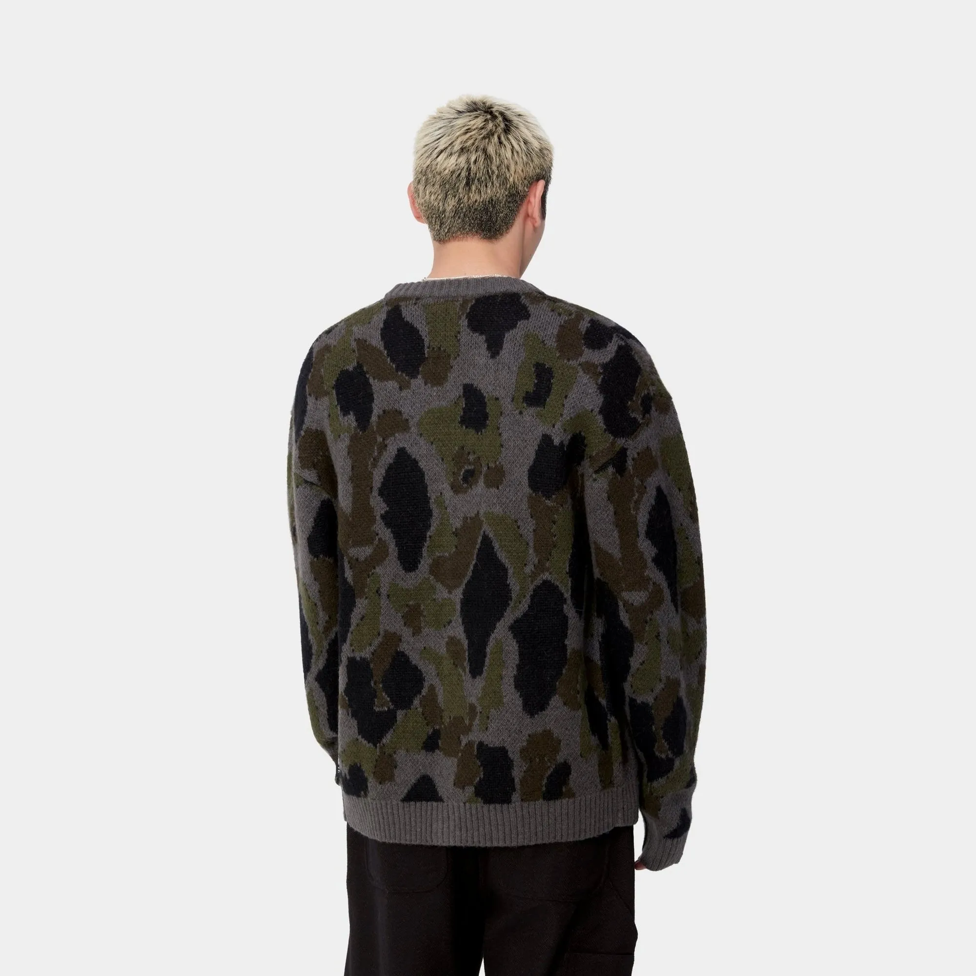 Sure, heres an optimized title with descriptive modifiers added:

Merton Cardigan | Stylish Grey Camo Duck Jacquard Knit Sweater