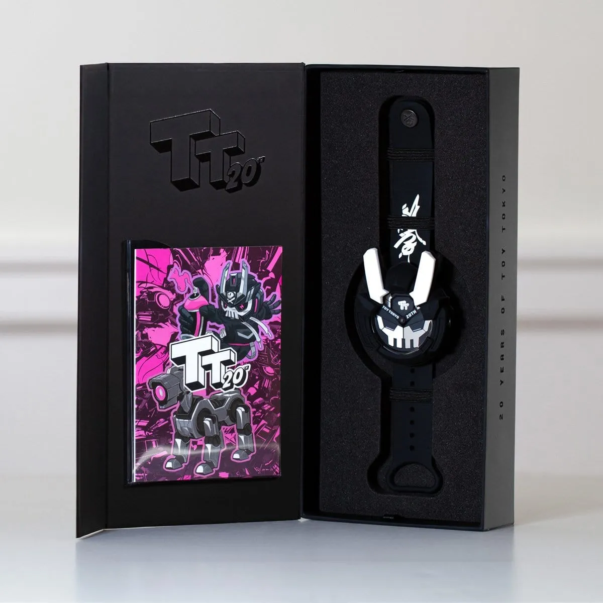 Quiccs TEQ63 "OG BLACK" Watch Toy Tokyo 20th Anniversary NYCC 2021 Exclusive