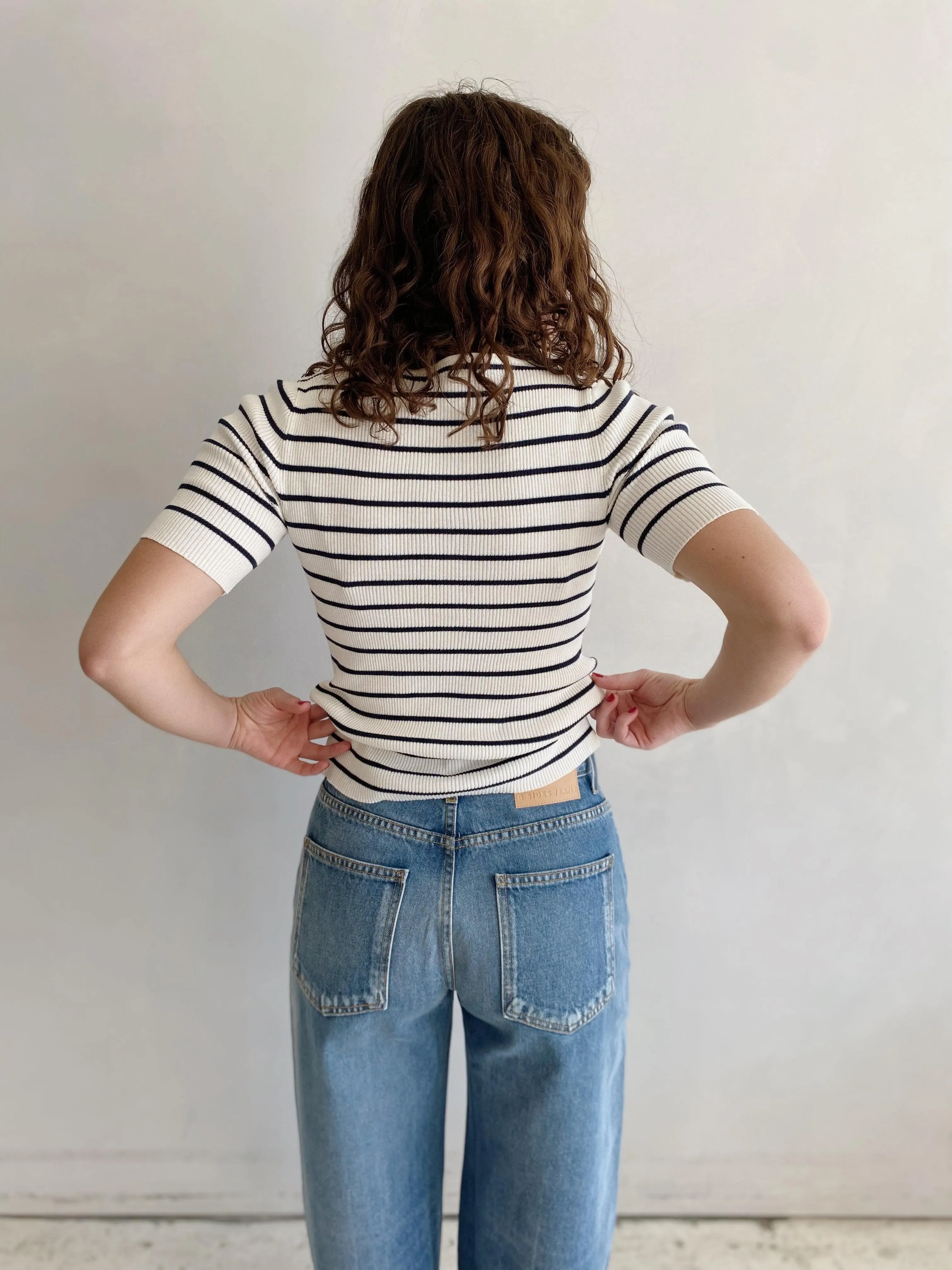 rena stripe top in navy/off white