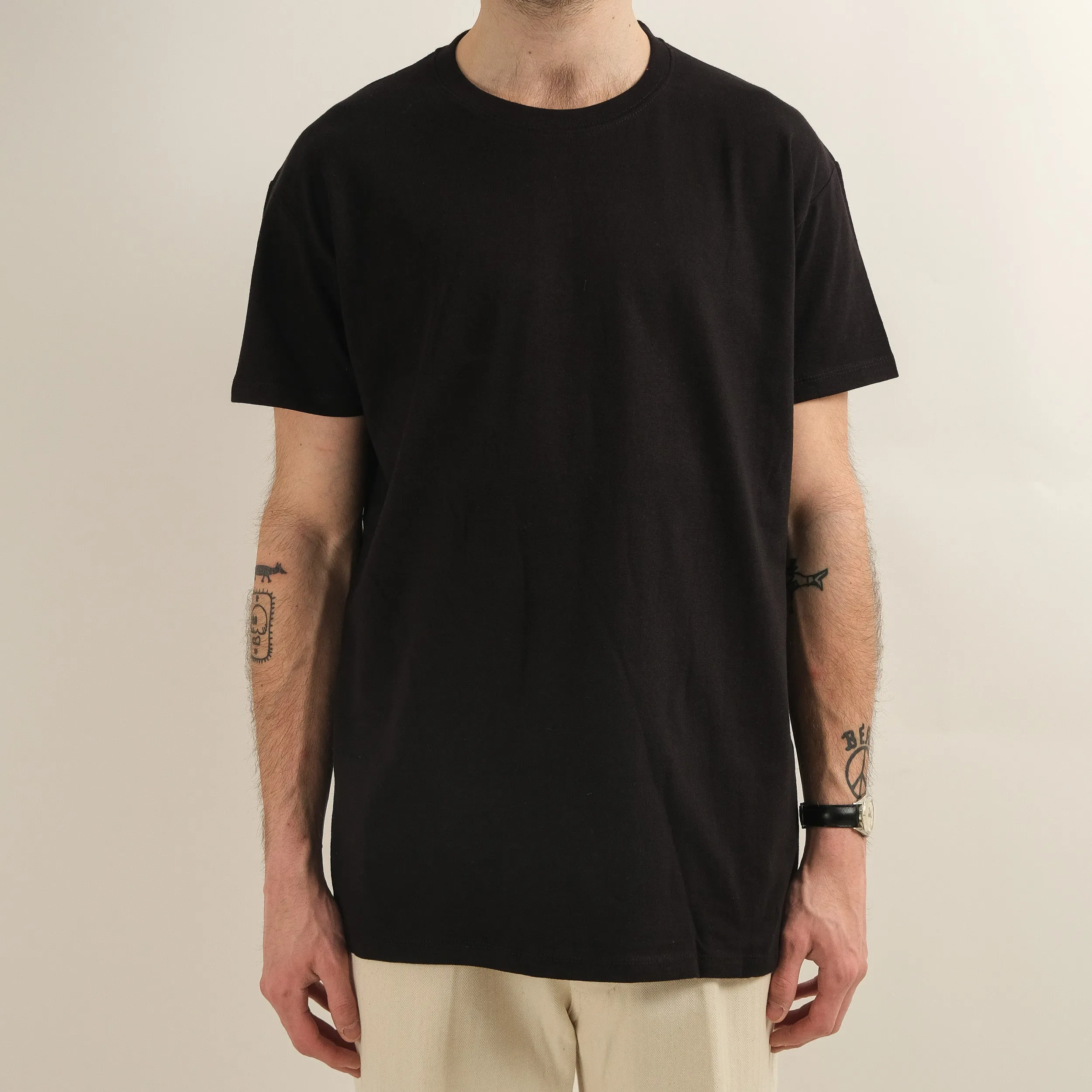 TUBULAR BLACK TEE